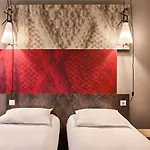 Ibis Saint-omer Centre 3*
