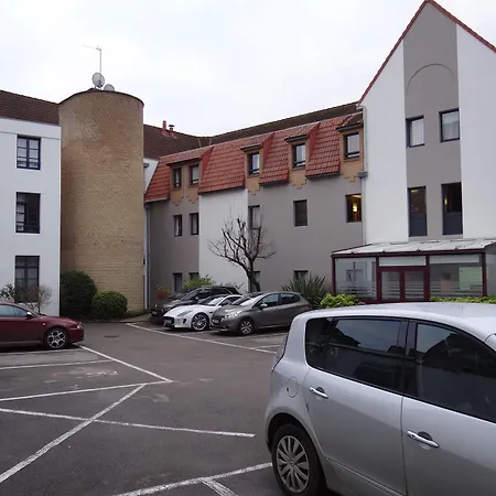 Ibis Saint-omer Centre 3* 생토메르