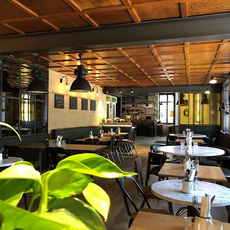 Ibis Saint-omer Centre מלון