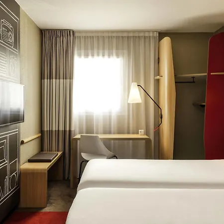 Ibis Saint-omer Centre Hotel 3*