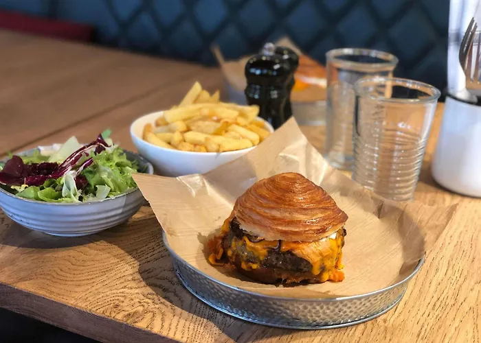 Отель Ibis Saint-omer Centre 3*