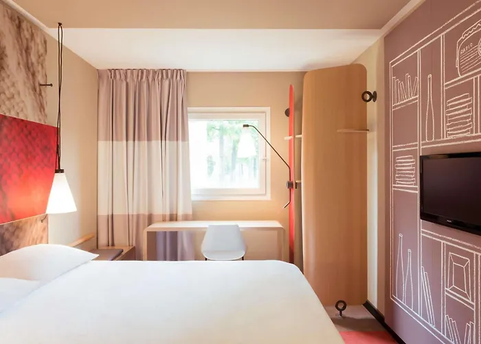 Ibis Saint-omer Centre 3*